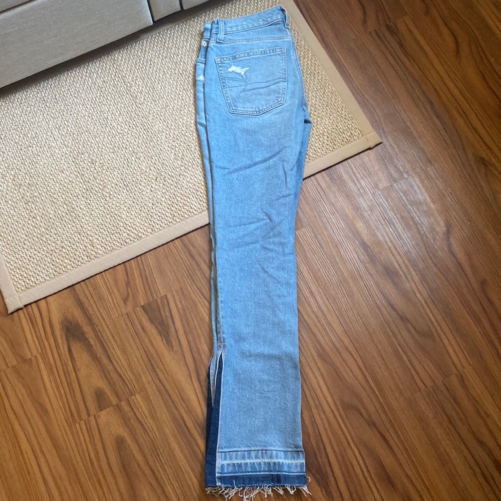 American eagle jeans, size 2 , great condition